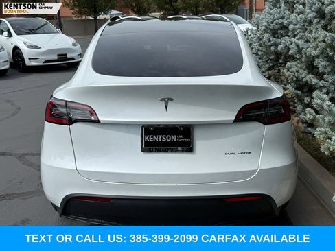 Used 2024 Tesla Model Y Long Range AWD/4WD image 7
