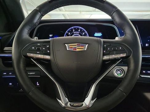 Certified 2024 Cadillac Escalade V w/ Heavy-Duty Trailer Package image 20