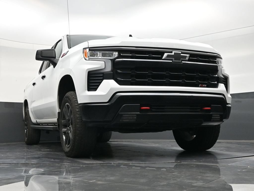 Used 2025 Chevrolet Silverado 1500 LT Trail Boss w/ Convenience Package II AWD/4WD image 26