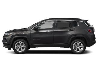 Used 2025 Jeep Compass Limited video 3