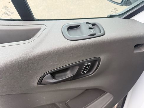 Used 2023 Ford Transit 350 XL image 15