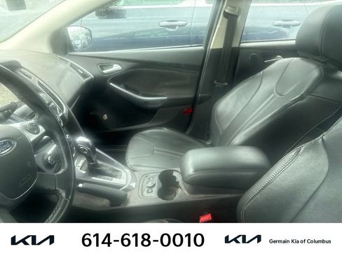 Used 2014 Ford Focus Titanium FWD image 9