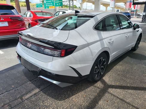 Used 2025 Hyundai Sonata SEL FWD image 8
