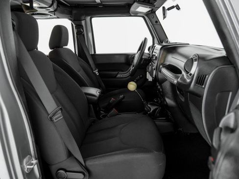 Used 2014 Jeep Wrangler Unlimited Sport AWD/4WD image 27