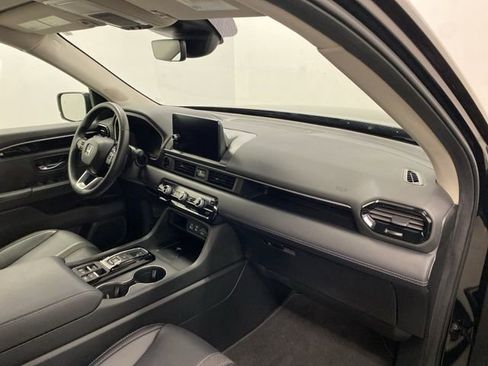 Certified 2025 Honda Pilot EX-L image 22