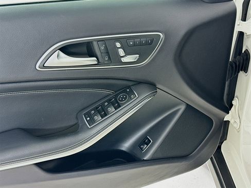 Used 2020 Mercedes-Benz GLA 250 4MATIC image 19