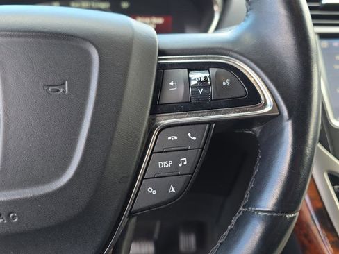 Used 2020 Lincoln Nautilus Reserve w/ Equipment Group 201A image 25