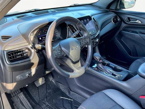 Used 2022 Chevrolet Equinox RS w/ Infotainment Package image 20