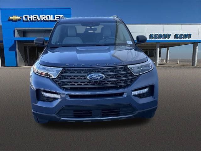 Used 2021 Ford Explorer XLT w/ Equipment Group 202A AWD/4WD image 8