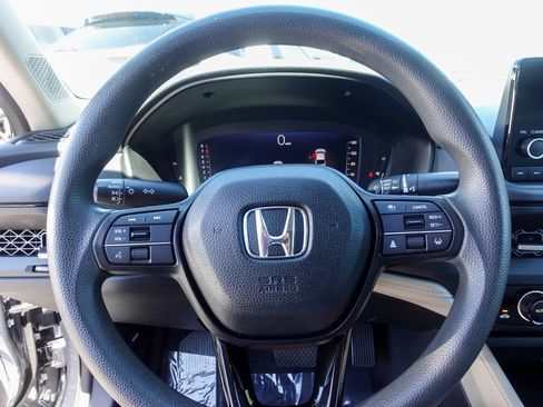 Used 2023 Honda Accord EX image 13