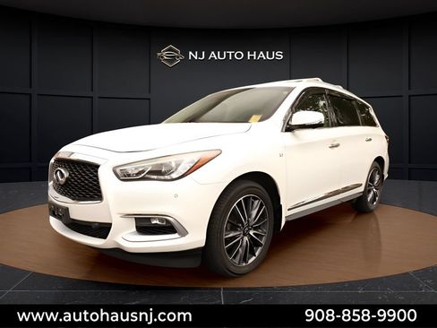 Used 2016 INFINITI QX60 Luxe w/ Deluxe Technology Package AWD/4WD image 4
