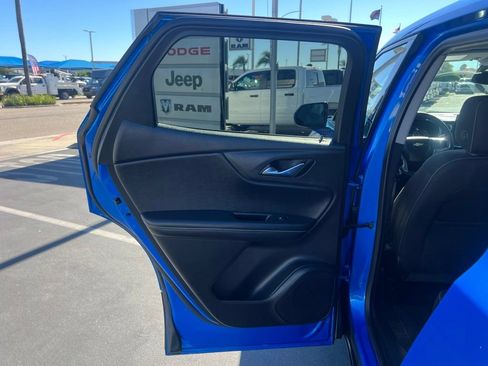 Used 2025 Chevrolet Blazer LT FWD image 36