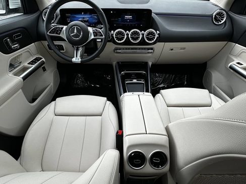 Certified 2026 Mercedes-Benz GLA 250 image 26