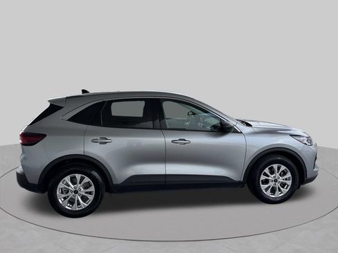 Used 2024 Ford Escape Active FWD image 6