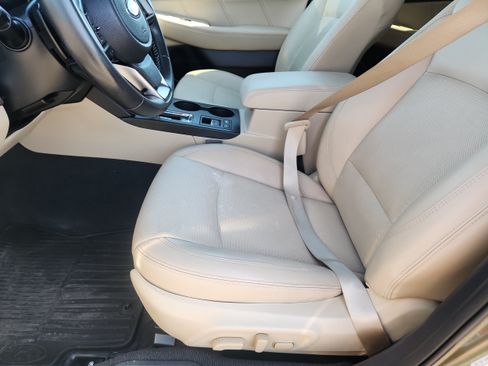 Used 2018 Subaru Outback 2.5i Limited AWD/4WD image 10