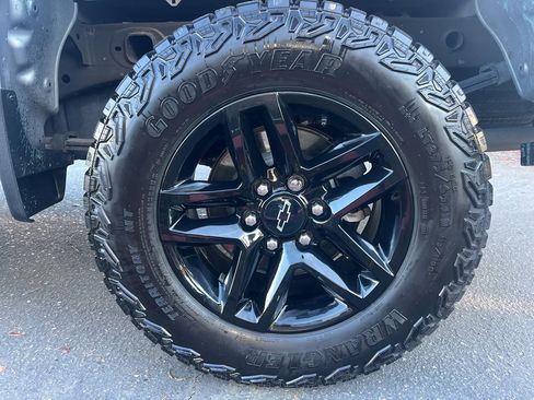 Used 2023 Chevrolet Silverado 1500 LT Trail Boss image 16
