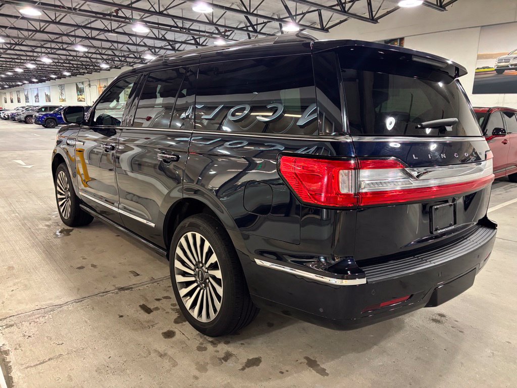 Used 2021 Lincoln Navigator Reserve w/ Luxury Package AWD/4WD image 4