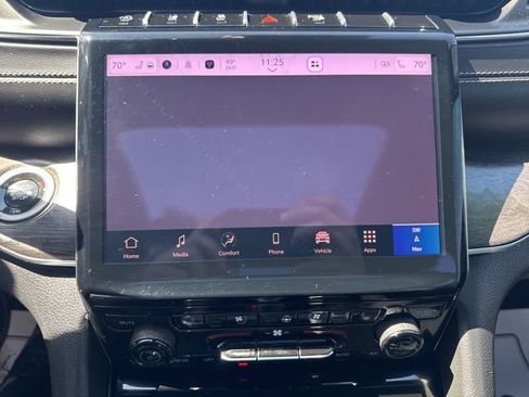 Certified 2025 Jeep Grand Cherokee L Overland w/ Advanced Protech Group III AWD/4WD image 36
