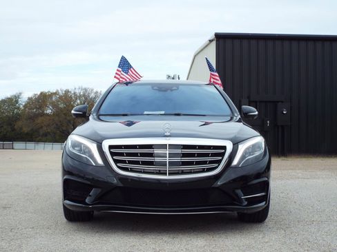 Used 2015 Mercedes-Benz S 550 Sedan w/ Sport Package w/ Sport Package image 2
