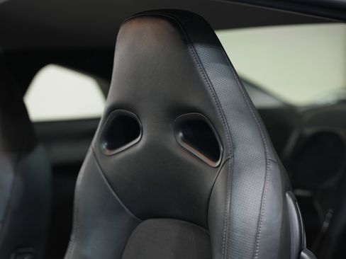 Used 2009 Nissan GT-R Premium image 27