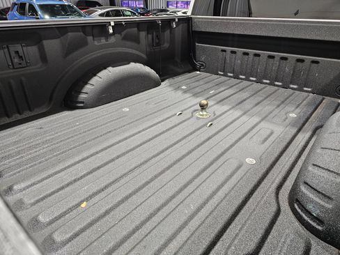 Used 2018 Ford F250 Lariat w/ Lariat Ultimate Package AWD/4WD image 23