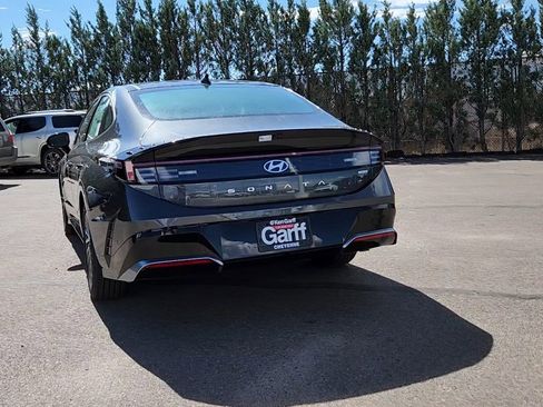 New 2025 Hyundai Sonata Limited image 3