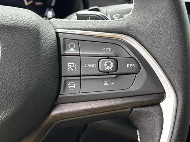 New 2027 Jeep Grand Cherokee Limited AWD/4WD image 24