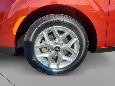 Certified 2021 Kia Soul S FWD image 9