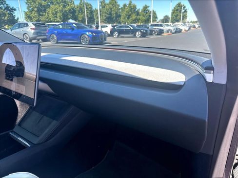 Used 2024 Tesla Model 3 Long Range AWD/4WD image 25