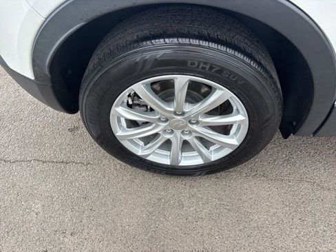 Used 2019 Cadillac XT4 Luxury w/ Cold Weather Package FWD image 43