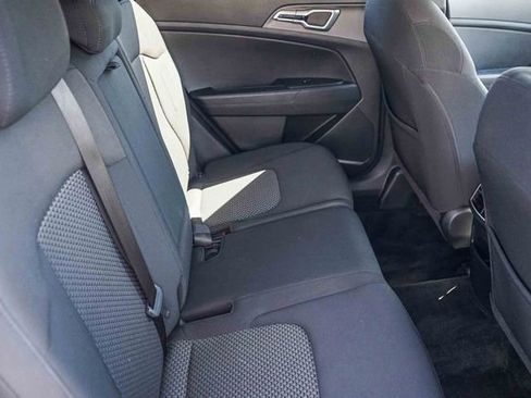 Certified 2023 Kia Sportage LX image 16