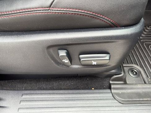 Used 2024 Toyota 4Runner TRD Off-Road Premium image 41