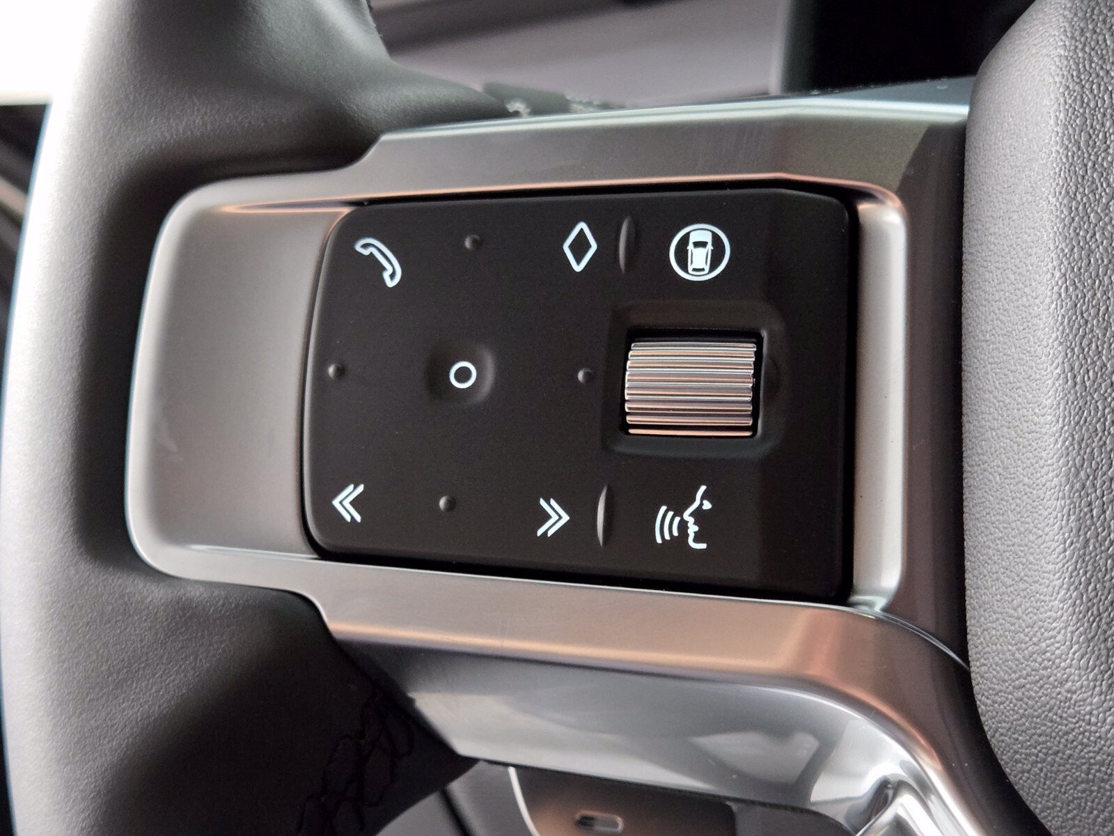 New 2026 Land Rover Discovery Dynamic SE AWD/4WD image 24