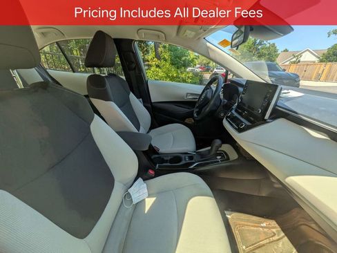 Used 2021 Toyota Corolla LE FWD image 10