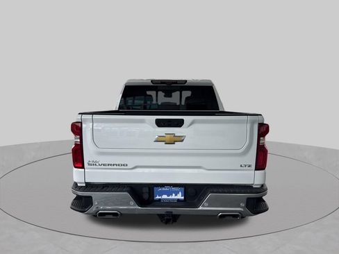 Used 2023 Chevrolet Silverado 1500 LTZ w/ LTZ Premium Package AWD/4WD image 5