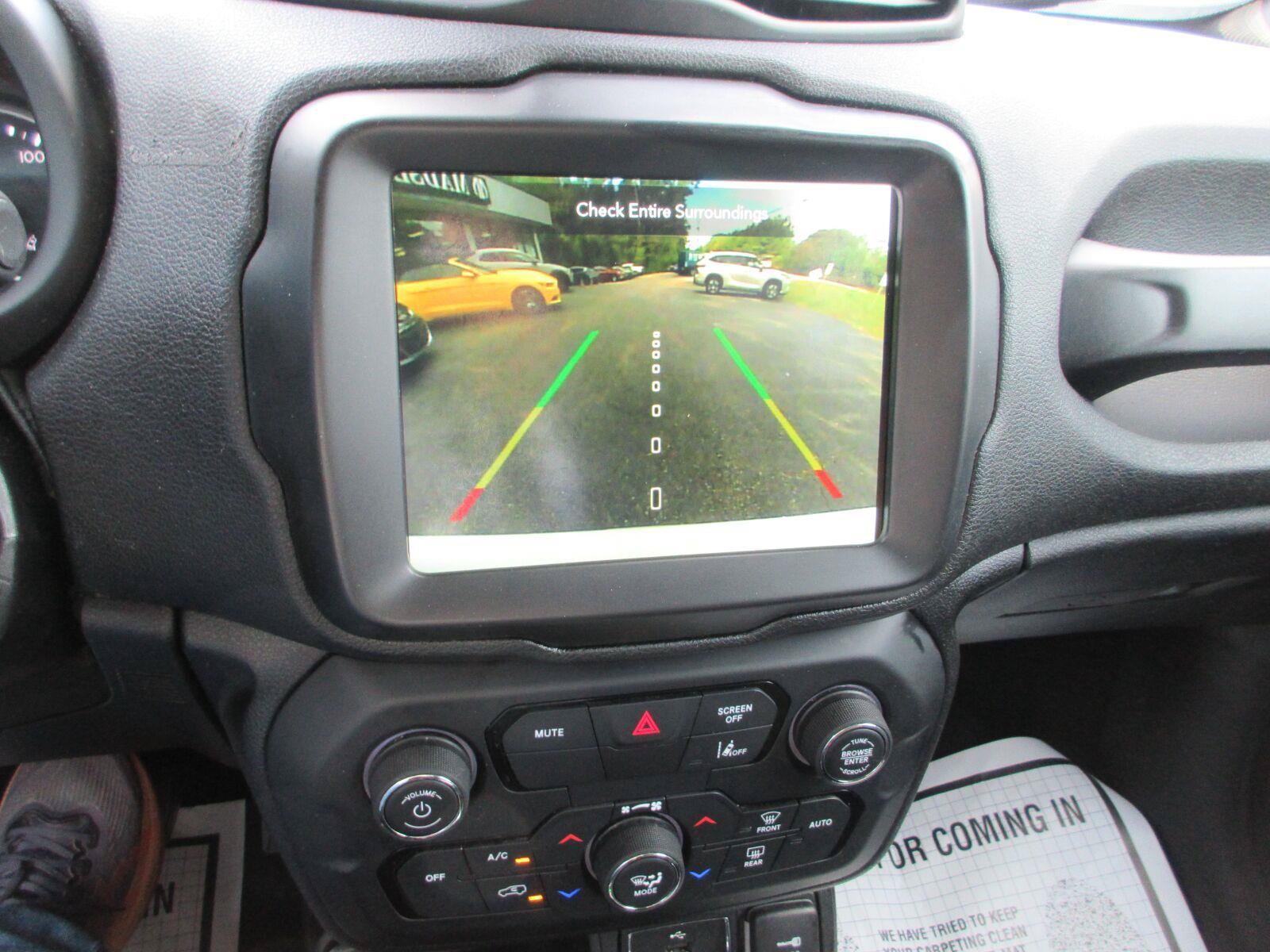Used 2022 Jeep Renegade Sport w/ Sport Appearance Group FWD image 13