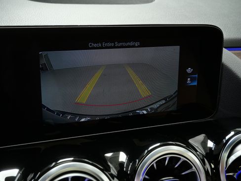 Certified 2023 Mercedes-Benz GLA 250 4MATIC image 29