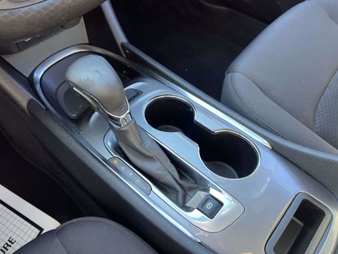 Used 2022 Chevrolet Malibu LT image 20