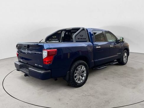 Used 2021 Nissan Titan SV w/ SV Convenience Package AWD/4WD image 5