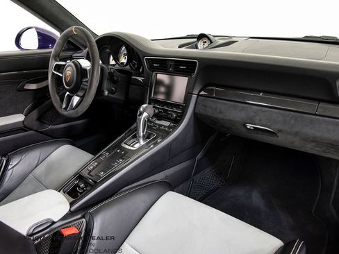 Used 2016 Porsche 911 GT3 RS RWD image 18