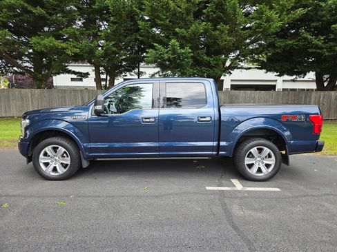 Used 2018 Ford F150 Platinum w/ Equipment Group 701A Luxury image 3