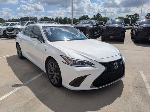 Used 2021 Lexus ES 350 F Sport w/ Accessory Package 2 FWD image 3