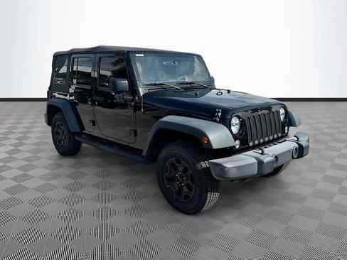 Used 2018 Jeep Wrangler Unlimited Sport AWD/4WD image 4