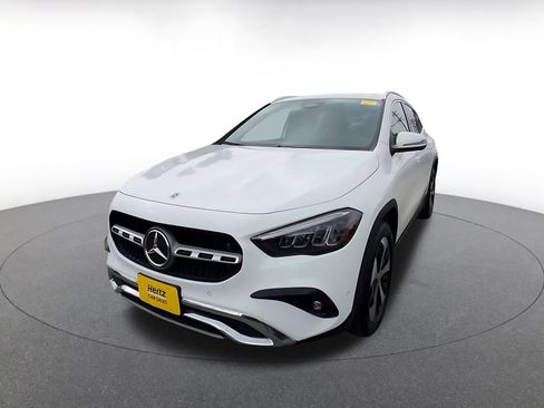 Used 2025 Mercedes-Benz GLA 250 4MATIC image 7