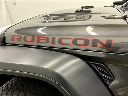 Used 2020 Jeep Gladiator Rubicon w/ Trailer Tow Package image 24
