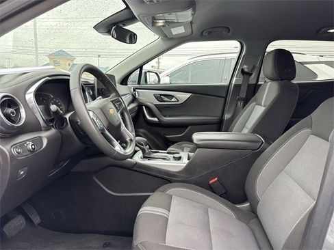 Used 2024 Chevrolet Blazer LT image 11