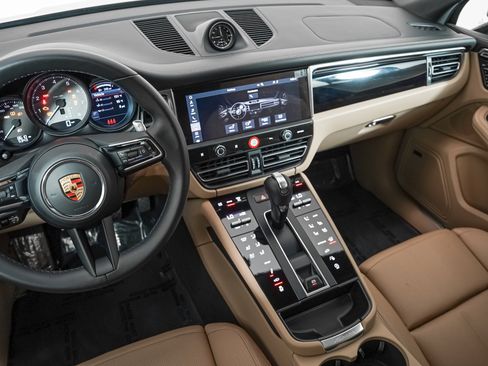 Used 2026 Porsche Macan S AWD/4WD image 19