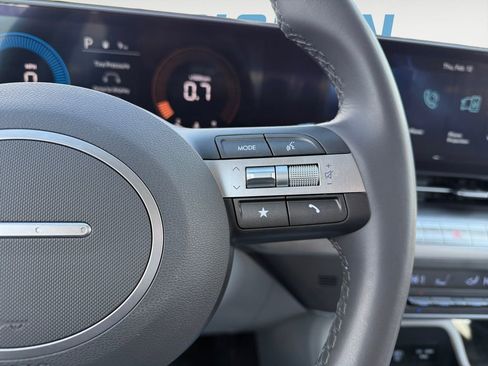 Used 2025 Hyundai Kona SEL image 20