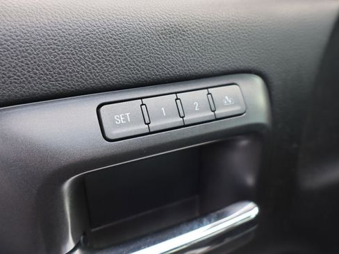 Used 2017 Chevrolet Silverado 1500 LTZ Z71 w/ LTZ Plus Package image 12