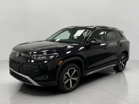 New 2026 Volkswagen Tiguan SE AWD/4WD image 38